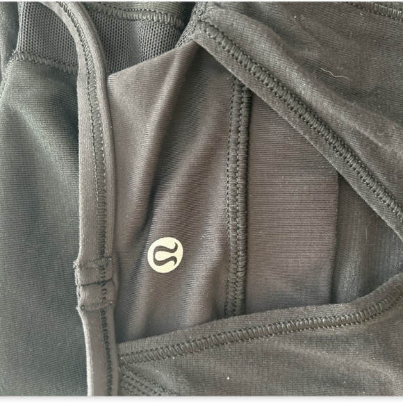 Lululemon black tank top, built in bra, v neck thin strap, size 4 - Picture 4 of 6